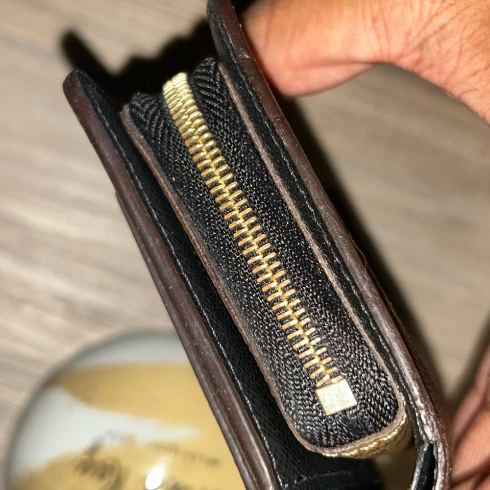 Louis‎ Vuitton Reverse Monogram Juliette Compact Wallet - Picture 13 of 14